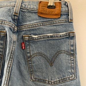 Levi’s Wedgie Straight/Skinny fit